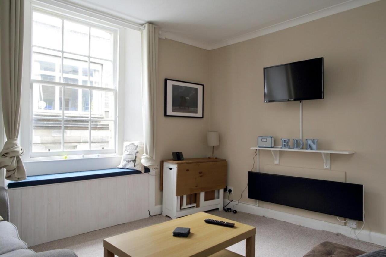 Two Bedroom Flat By Royal Mile! Эдинбург Экстерьер фото