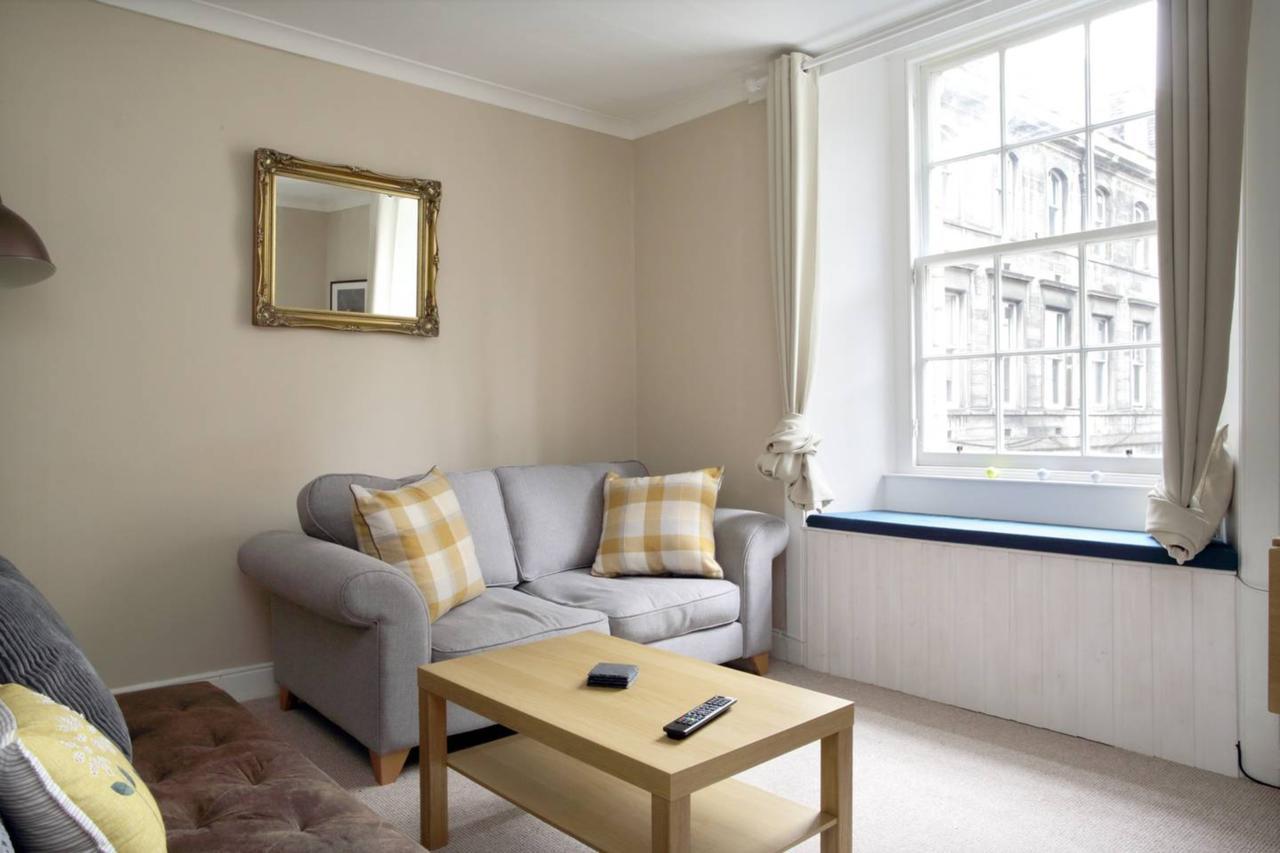 Two Bedroom Flat By Royal Mile! Эдинбург Экстерьер фото